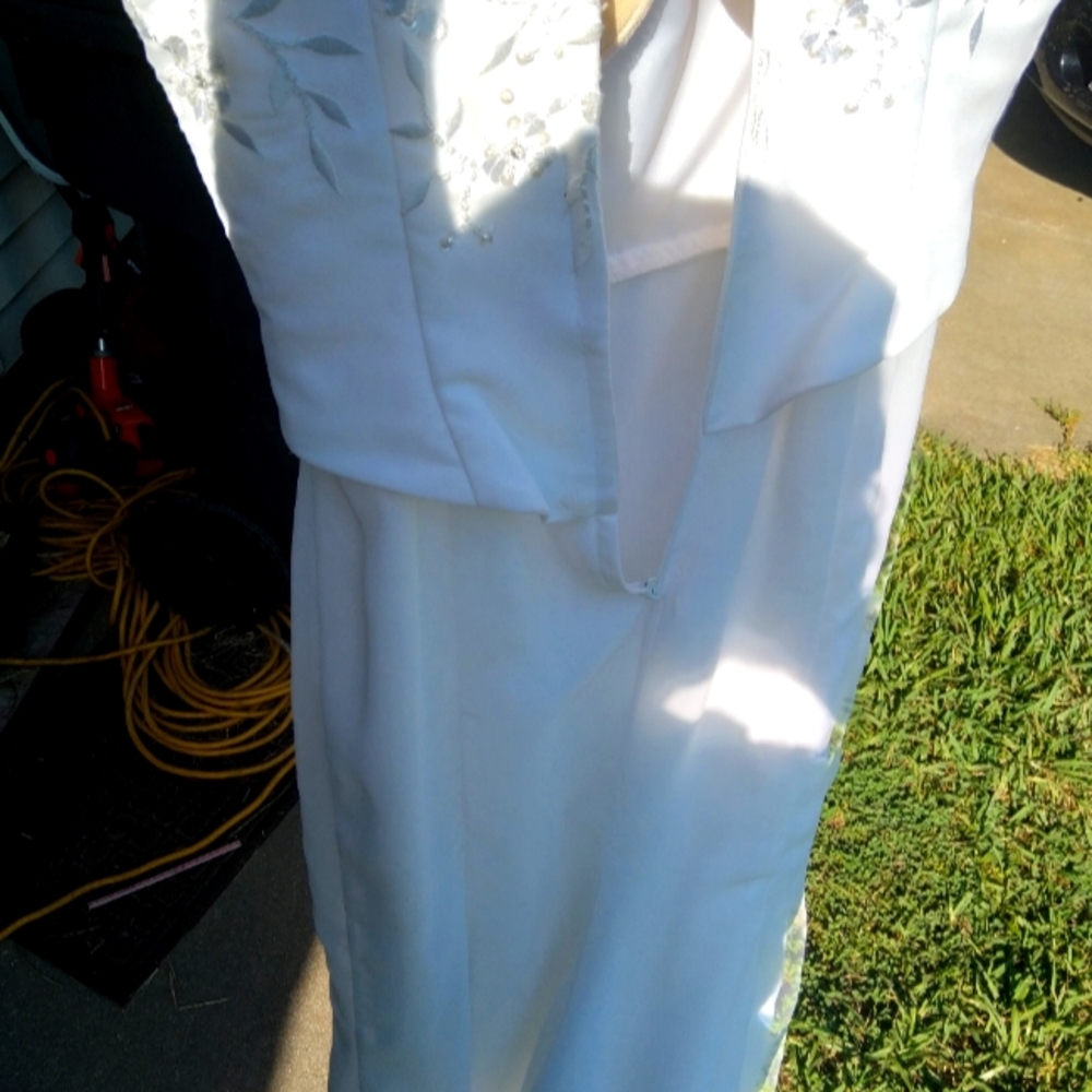 Wedding dress